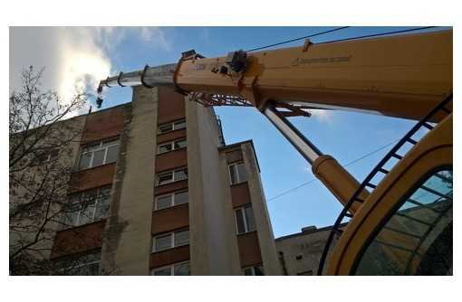 Аренда ( услуги) китайских автокранов 25, 30, 50, 60, 100 тонн в Крыму, высота до 85 метров - Услуги в Симферополе