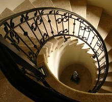 Изготовление лестниц, перил, балконных ограждений. Изготовление металлоконструкций - Лестницы в Ялте