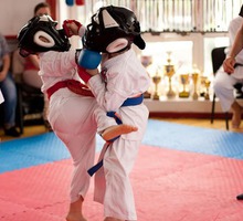 Набор в каратэ клуб "БУДО" - Детские спортивные клубы в Симферополе