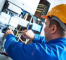 Бригада мастеров решит проблемы с ремонтом электрики - Электрика в Ялте