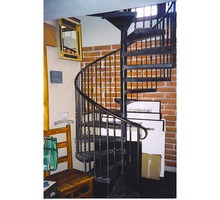 Изготовление и монтаж лестниц из дерева, бетона и металла. - Лестницы в Евпатории
