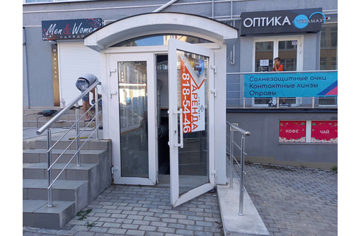 Продается торговое помещение 365 кв. м, пр-т Октябрьской Революции, 48, г. Севастополь  - Продам в Севастополе