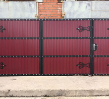 Ворота откатные  профнастил АЛУПКА - Заборы, ворота в Алупке