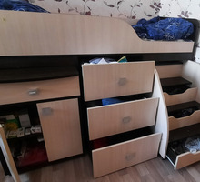 Кровать-чердак со столом и шкафчиками - Мягкая мебель в Евпатории