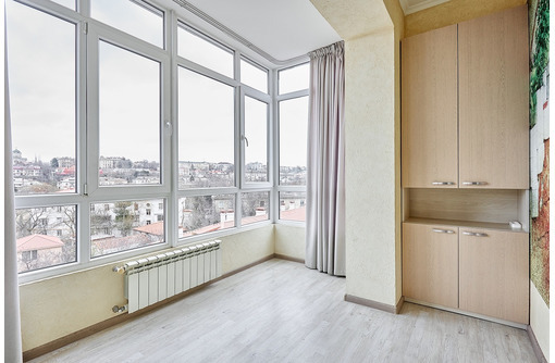 Продаётся видовая 3-комнатная квартира 90 м.кв. в новом доме на ул. Новороссийская 5 - Квартиры в Севастополе