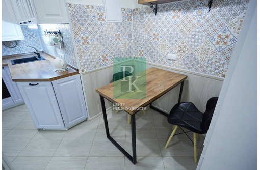 Продается 2-к квартира 71.6м² 1/3 этаж - Квартиры в Севастополе