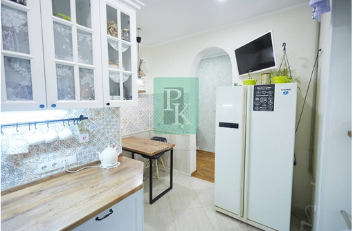 Продается 2-к квартира 71.6м² 1/3 этаж - Квартиры в Севастополе