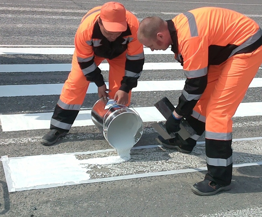 Разметка в складе на полу. Специалисты по разметке. Бородинская 16 (автодром. Специалисты по разметке. Специалисты по разметке.