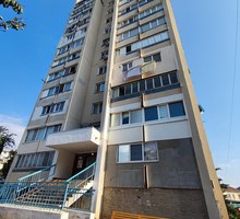 Продам 2х  квартиру в Алуште по ул. туристов - Квартиры в Алуште