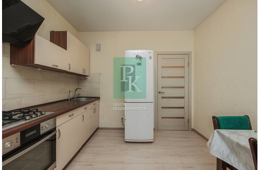 Продается 1-к квартира 38.3м² 3/10 этаж - Квартиры в Севастополе