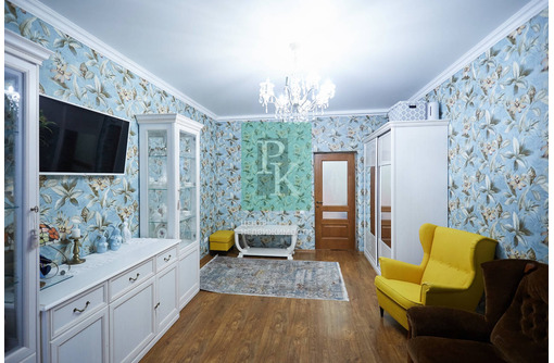Продается 2-к квартира 71.6м² 1/3 этаж - Квартиры в Севастополе
