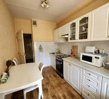 Продам 2-к квартиру 64м² 3/12 этаж - Квартиры в Партените