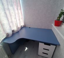 Продам новый большой компьютерный стол - Столы / стулья в Севастополе