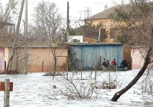 «Такого в Крыму не было никогда»: ущерб от шторма на полуострове назвали большим