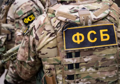 Пять лет за пост: ФСБ задержала крымчанина за призывы к убийству военных