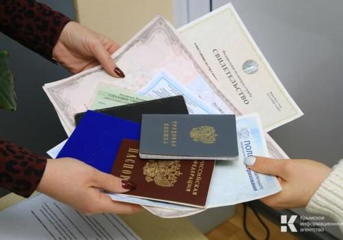 С 7 апреля в Крыму начнут выдачу документов на получение земли участникам СВО