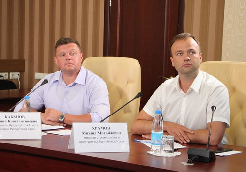 За мошенничество бывший вице-премьер Крыма Кабанов и подельники получили условные сроки