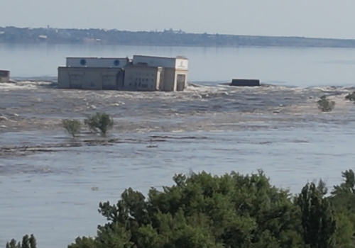 Что происходит вокруг Каховской ГЭС на третий день после ее разрушения