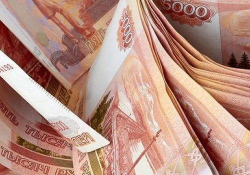 Крымскую чиновницу обвиняют в присвоении зарплат дворников